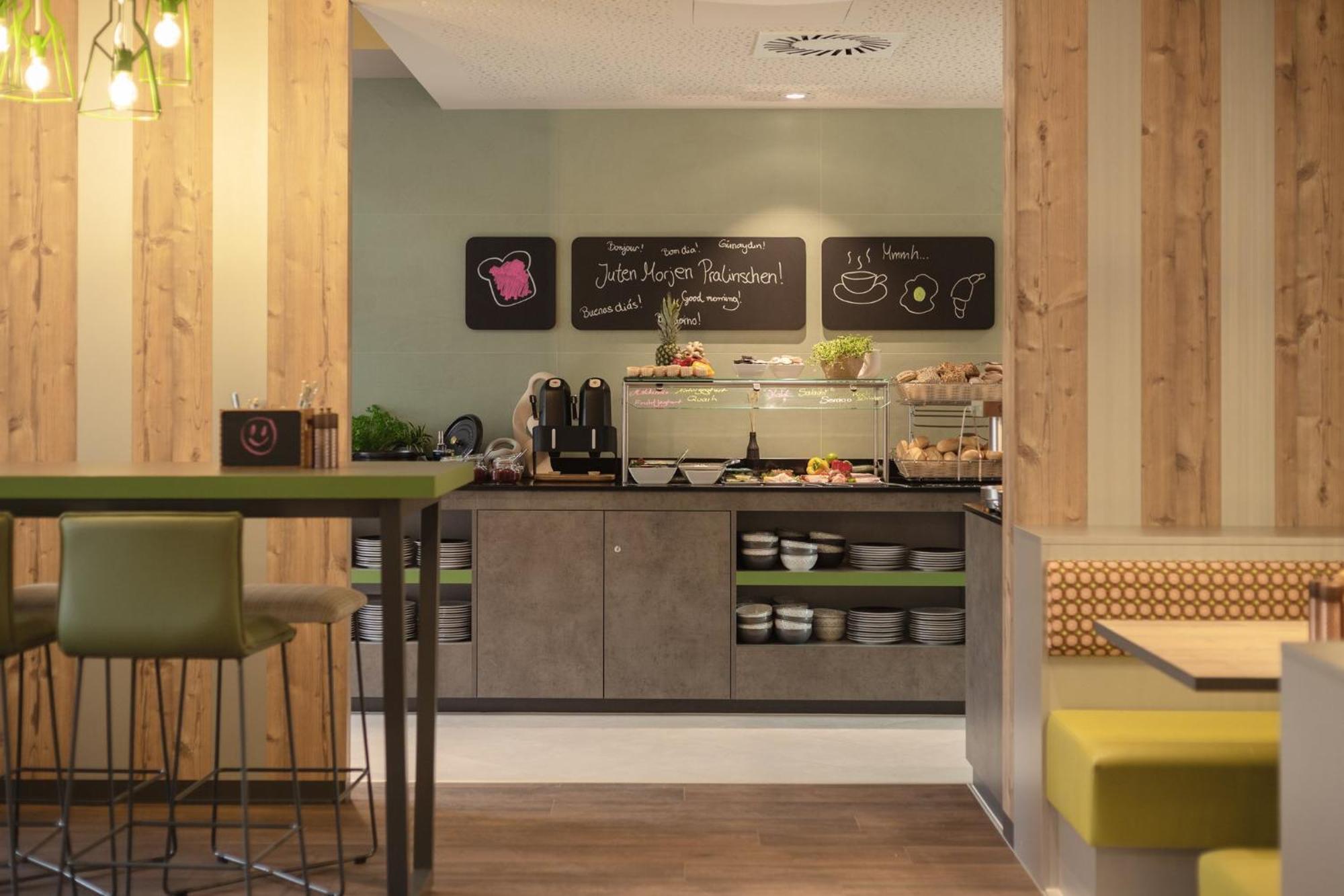 Holiday Inn - The Niu, Mill Cologne Muelheim, An Ihg Hotel Екстериор снимка