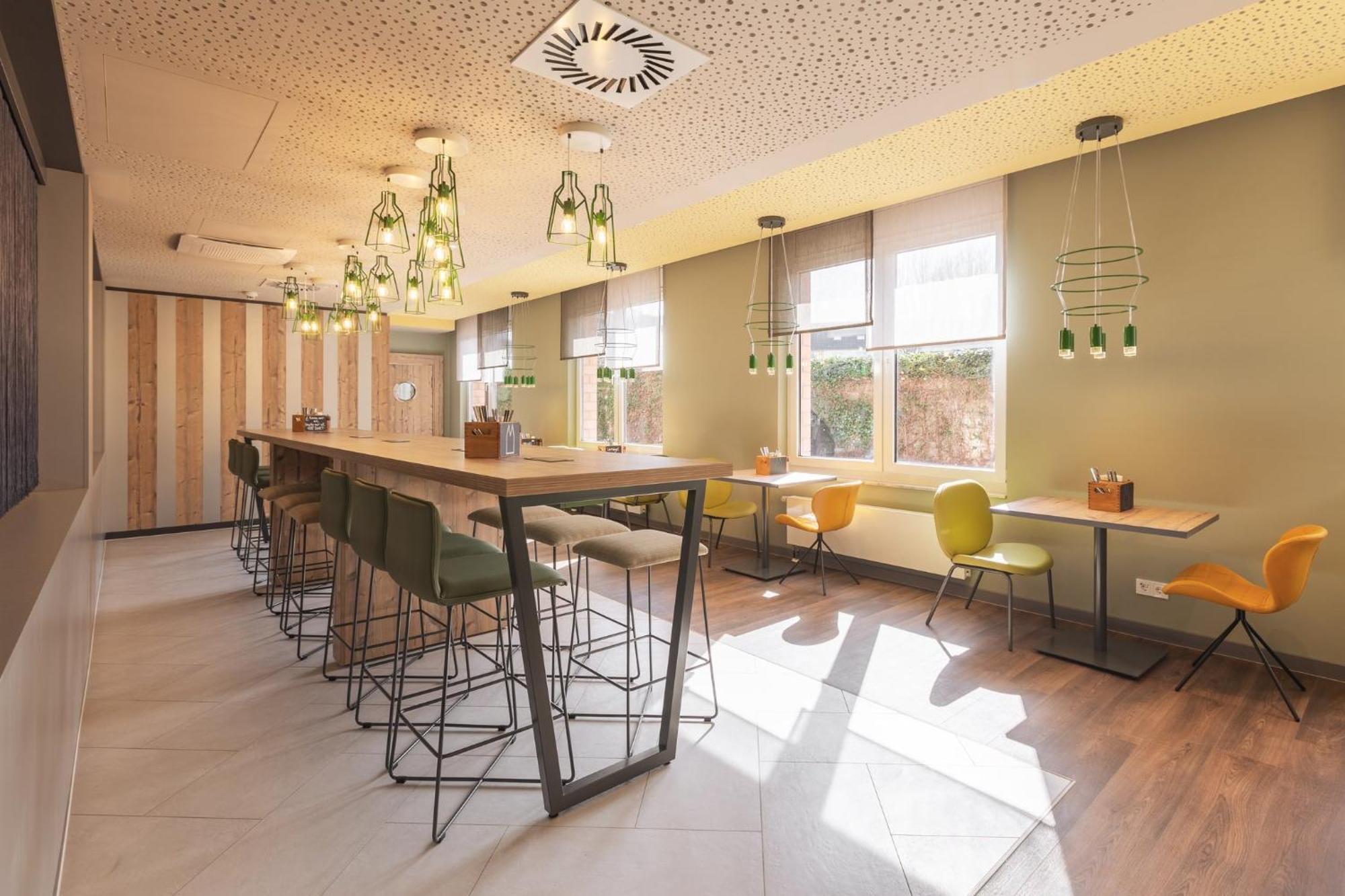 Holiday Inn - The Niu, Mill Cologne Muelheim, An Ihg Hotel Екстериор снимка
